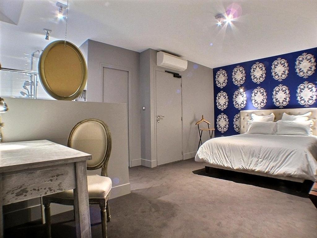 Hotel 19'Cent Le Creusot Phòng bức ảnh